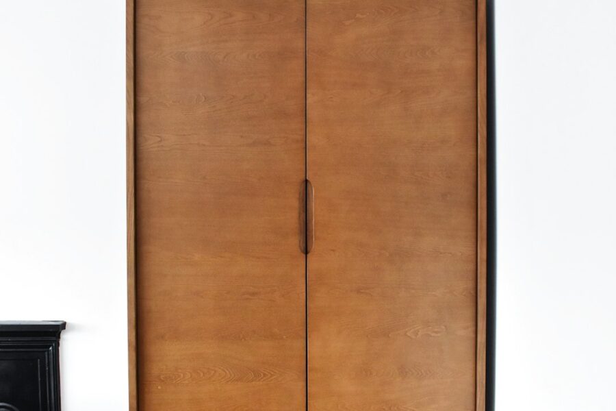 Mobile in legno su misura, immagine illustrativa di una fornitura d'arredo